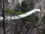 Ponte tibetano CESANA - CLAVIERE. Clicca per ingrandire. Il link apre una nuova finestra del browser